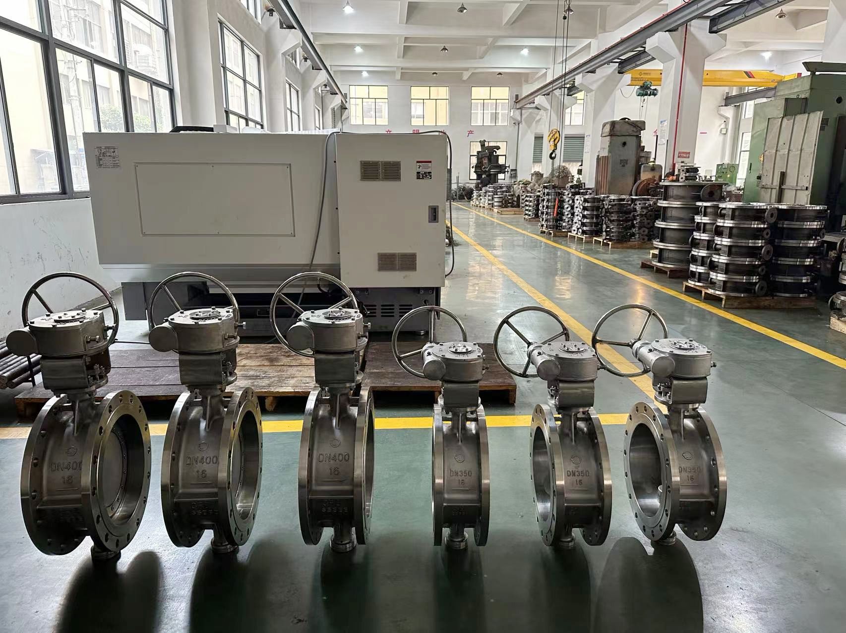 結(jié)構(gòu)合理，制作工藝精湛，規(guī)格齊全，質(zhì)量穩(wěn)定